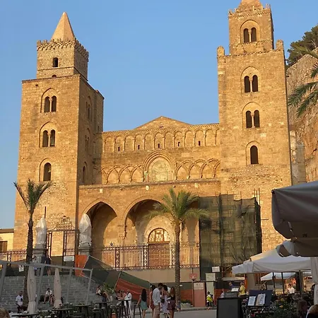 Rael 아파트 체팔루