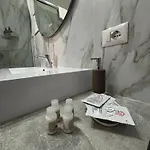 Rael Apartment *