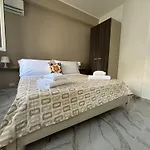 Rael Apartment *