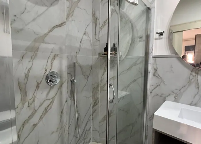 アパート Rael チェファル